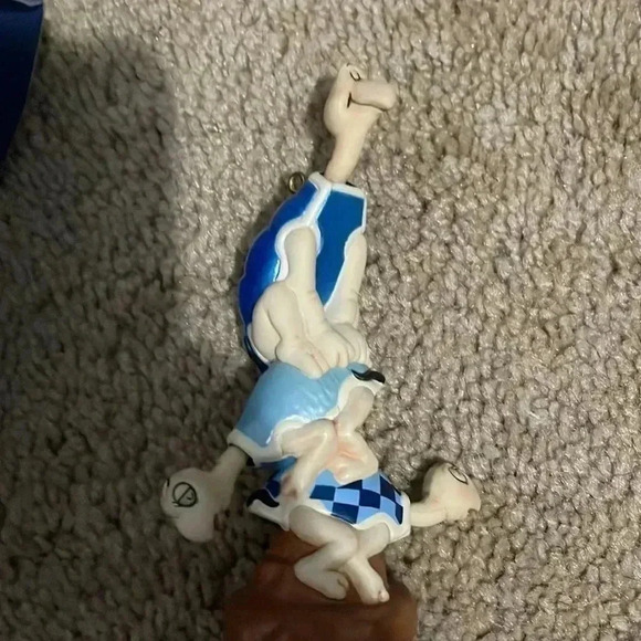 Dr Seuss yertle the turtle ornament - Picture 3 of 3